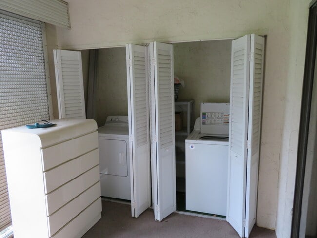 Building Photo - 9233 SW 8th St