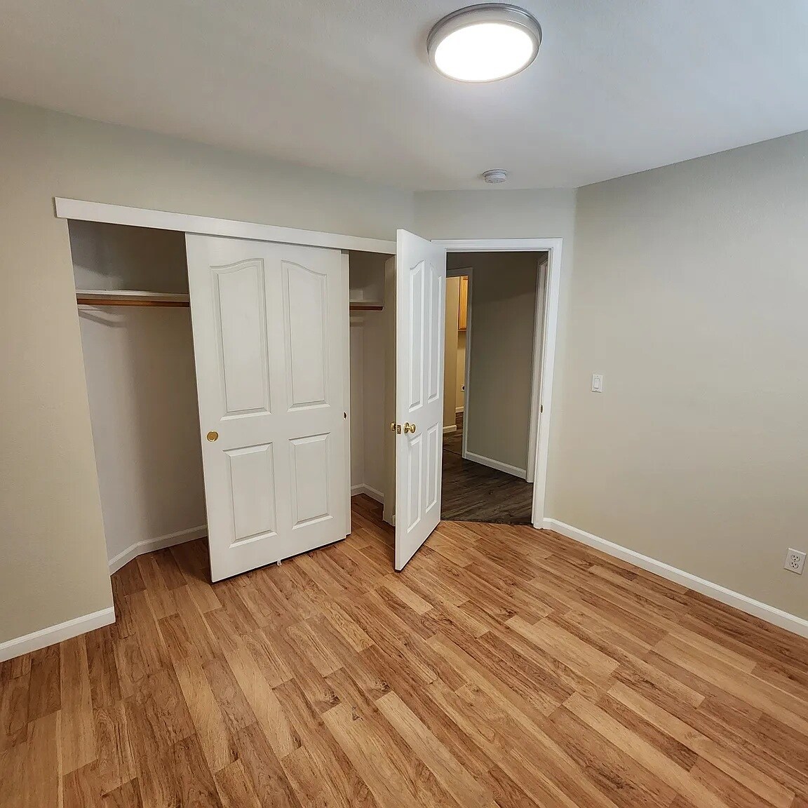 Building Photo - 9919 Tarzo Way