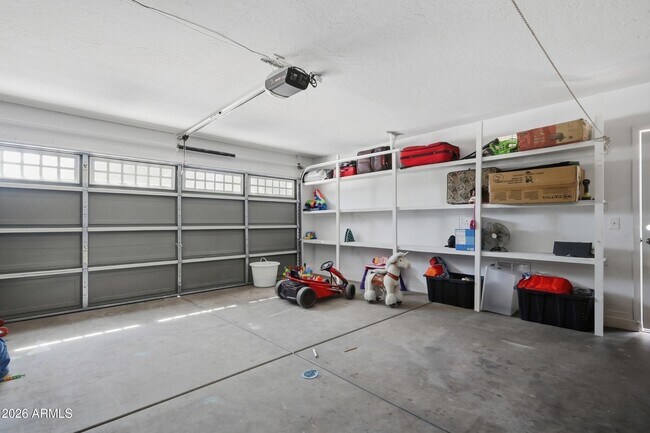 Building Photo - 11450 E Quicksilver Ave