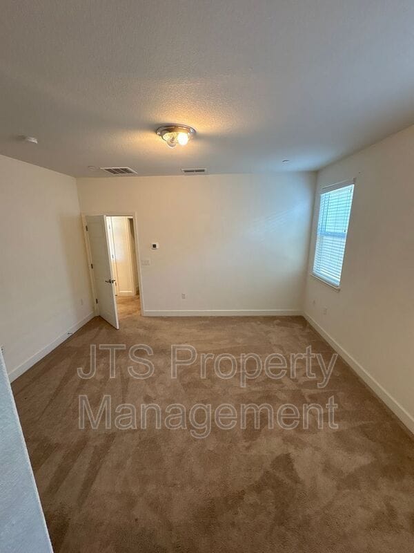 Building Photo - 3606 Nuestra Ave