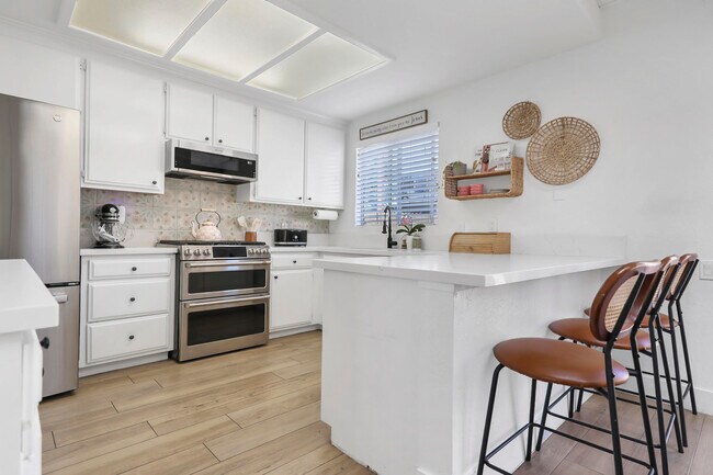 Building Photo - 51685 Avenida Herrera