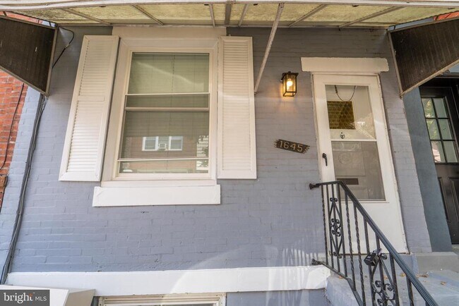 Building Photo - 1645 S Etting St