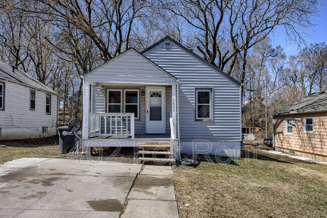 Building Photo - 3224 N 40th St