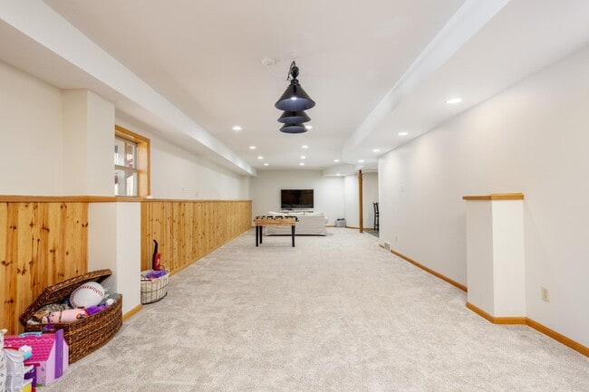 Building Photo - 4718 Wildflower Ct