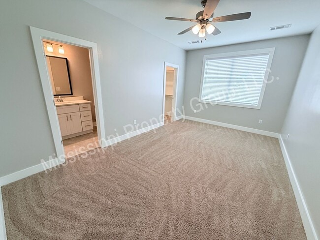 Building Photo - 3BR/3.5BA For Rent