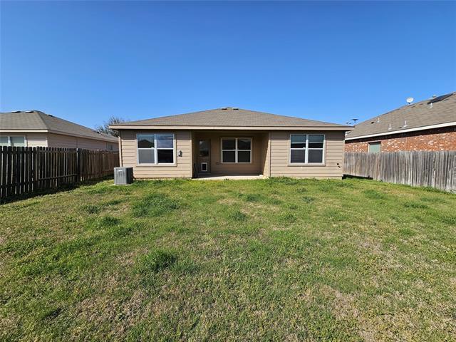 Building Photo - 629 Lazy Crest Dr