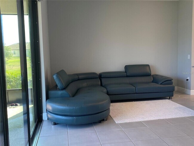 Building Photo - 3958 Carrick Bend Dr