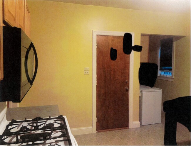 Building Photo - 111 Florida St