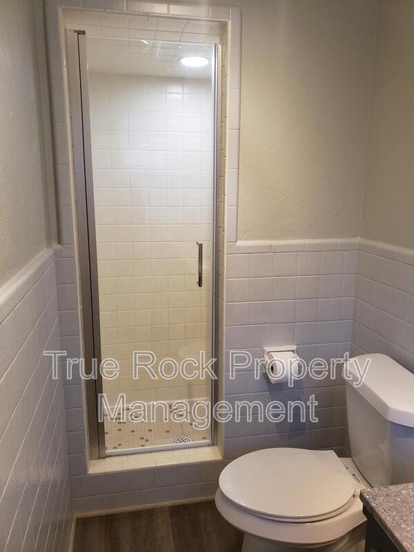 Building Photo - 204 S Morrison Dr