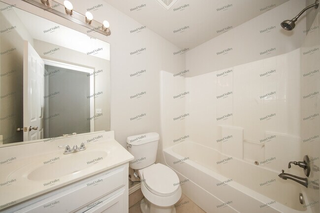 Building Photo - 2323 Box Turtle Way