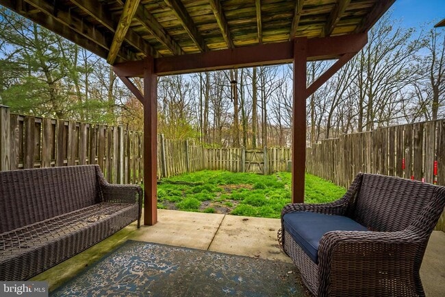 Building Photo - 3964 Forest Valley Rd