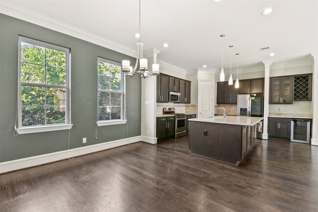 Building Photo - 5226 Kiam St