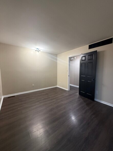 Building Photo - 3411 Spangler Dr