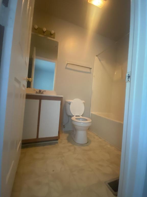 Building Photo - 314 Ardale Dr