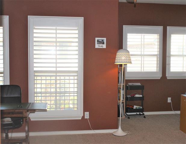 Building Photo - 4208 Comanche Dr