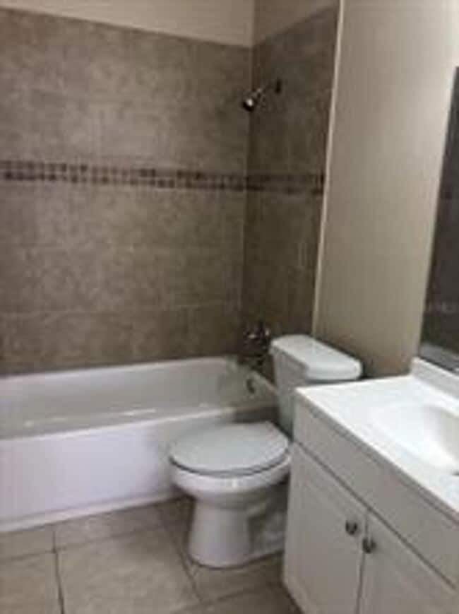 Building Photo - 4415 Barna Ave