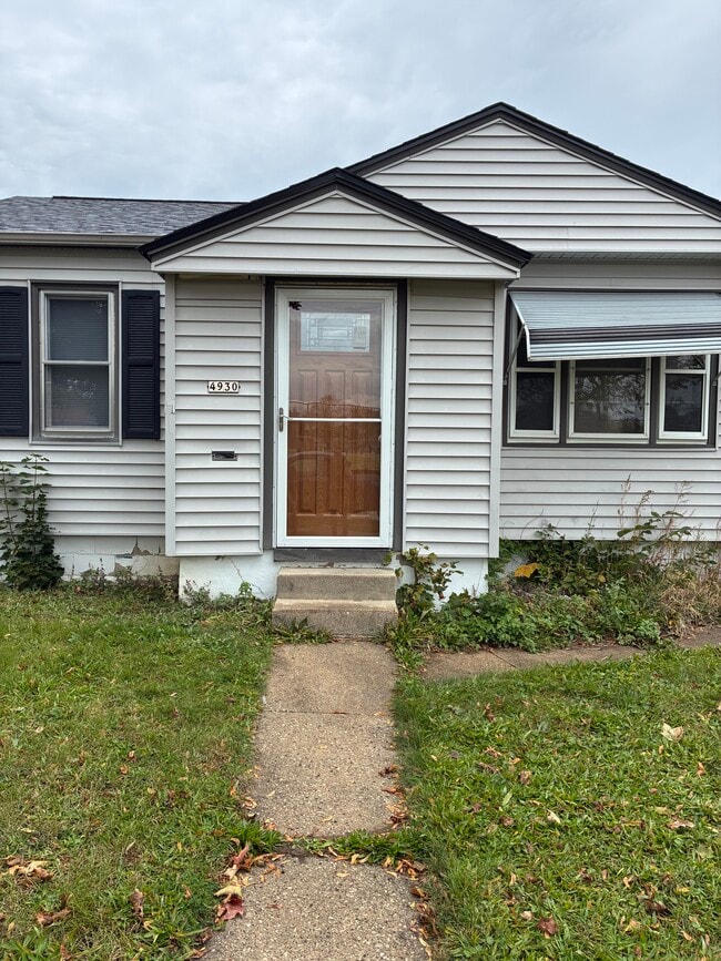 Building Photo - 4930 N 22nd St