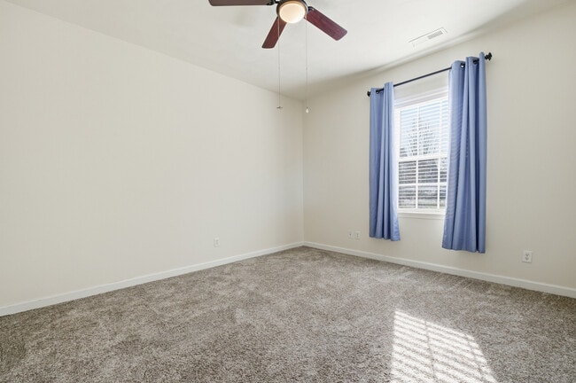 Building Photo - 3211 Calisha Ct