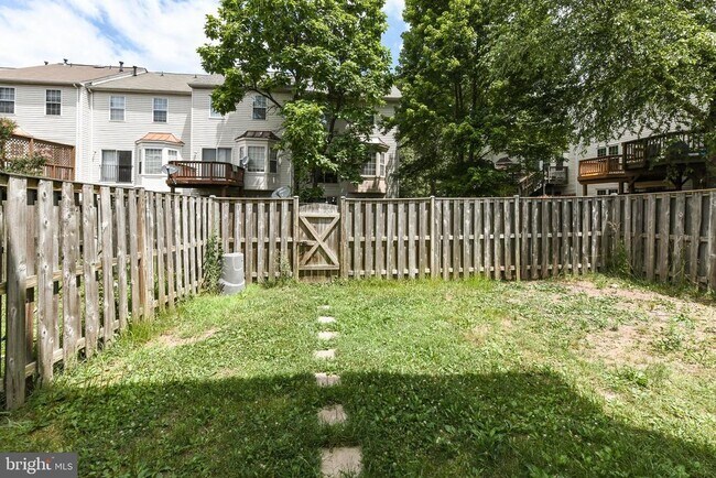 Building Photo - 13100 Watchwood Ln