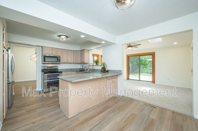 Building Photo - 1484 NW 91st St