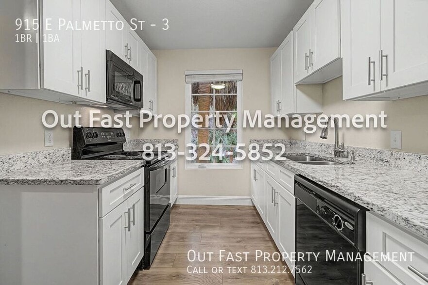 Building Photo - 915 E Palmetto St