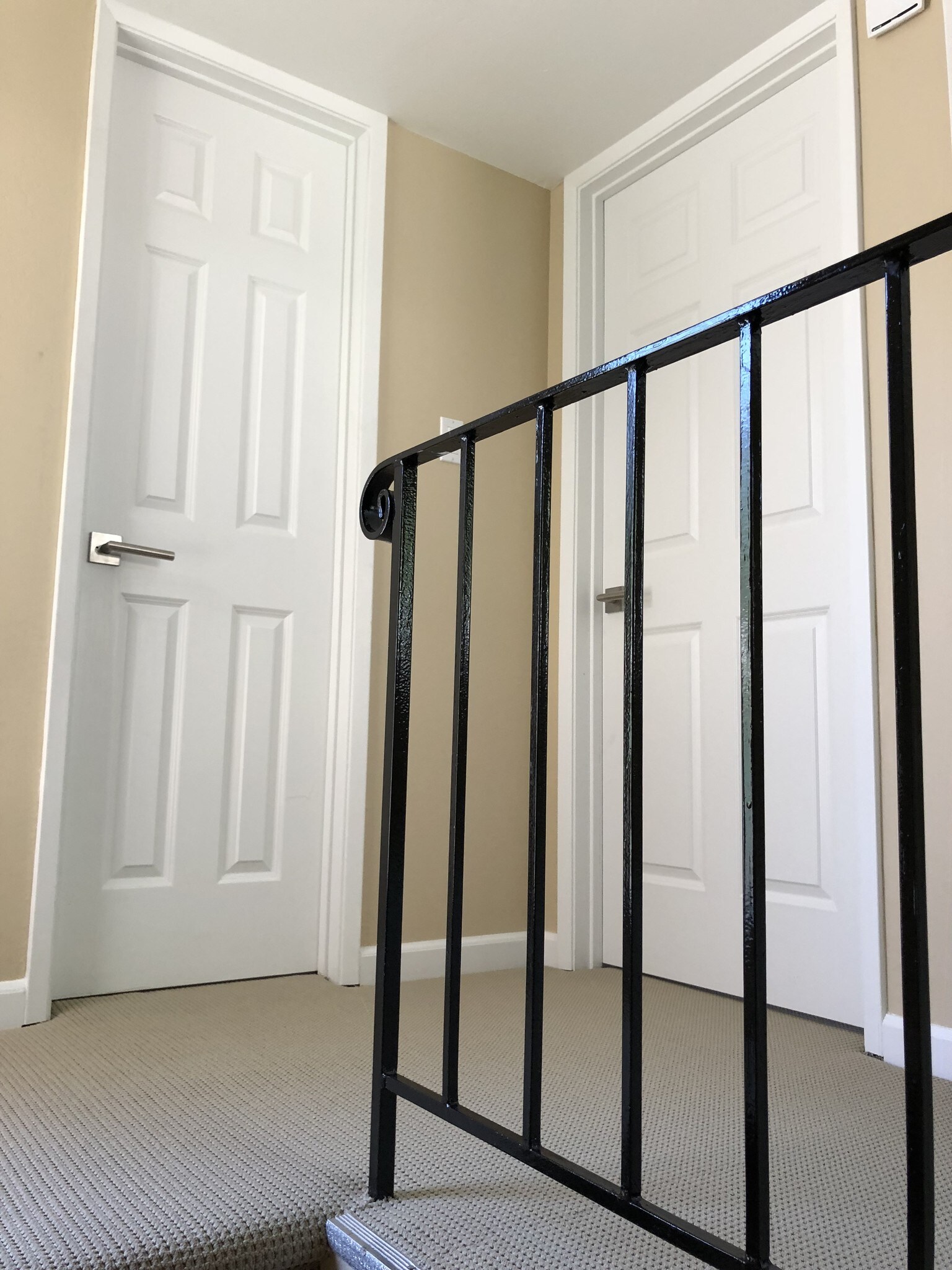 Building Photo - 2525 Sir Francis Drake Blvd