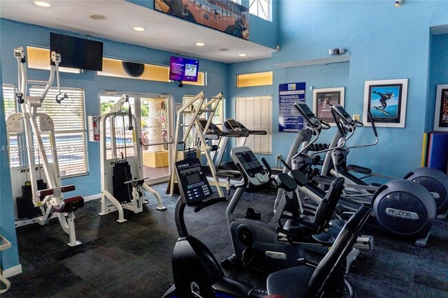 Building Photo - 2445 NW 33rd St