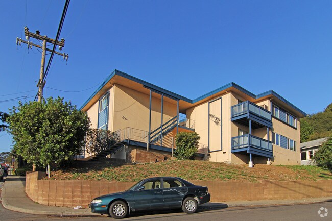 Building Photo - 1400 Yuba Ave