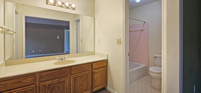 Building Photo - 7120 Wetherburn Cove