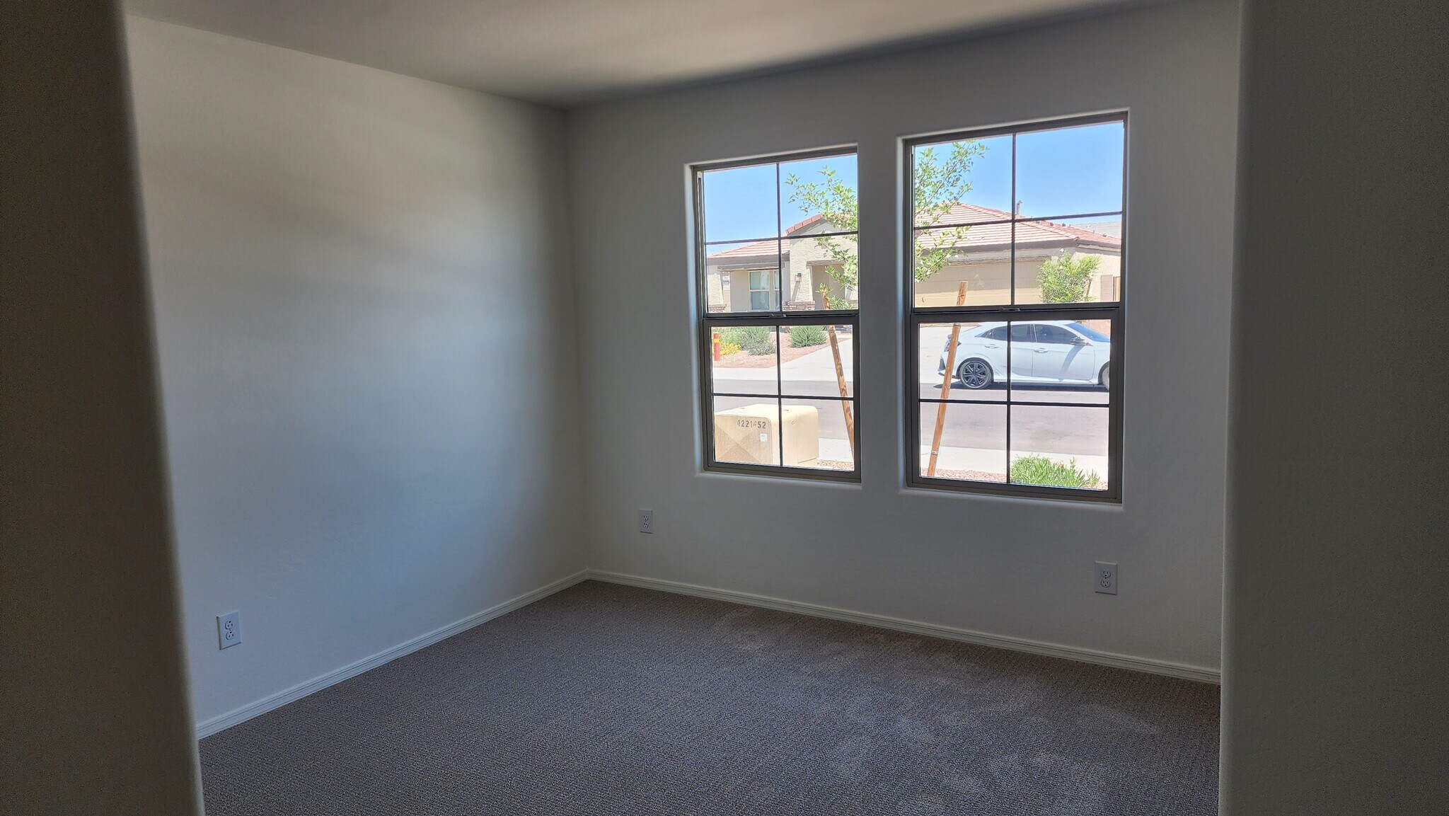 Building Photo - 24661 W Jessica Ln