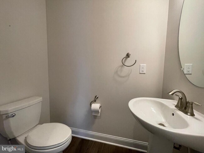 Building Photo - 3659 Duckhorn Way