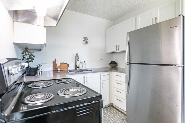 Interior Photo - The Hudson