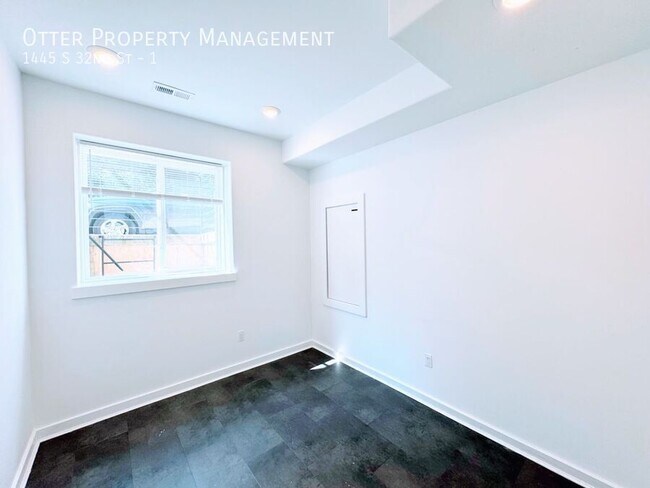 Building Photo - 1445 S 32nd St