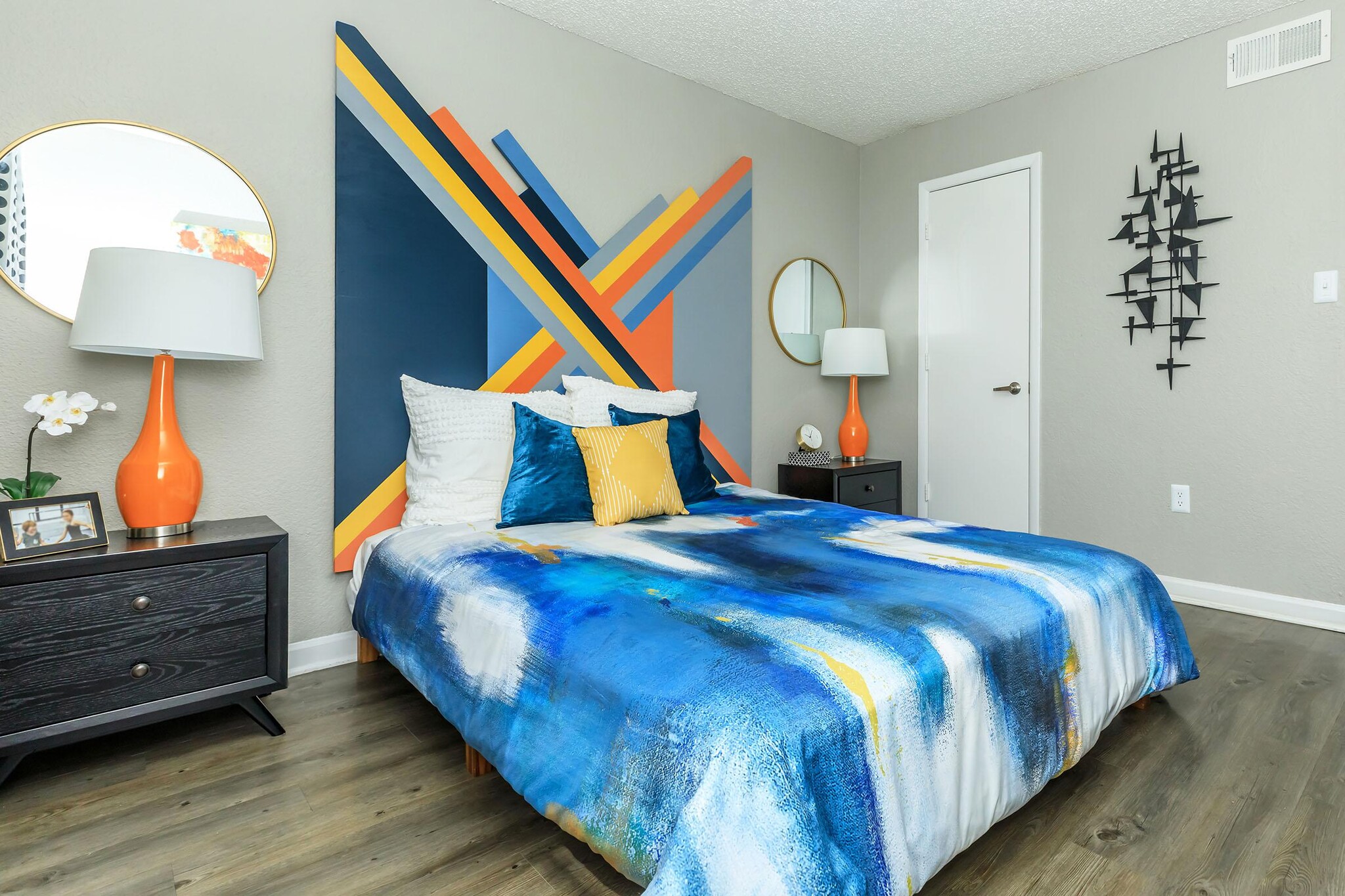 Building Photo - 8900 N Interstate Hwy 35