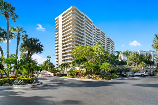 Building Photo - 4101 N Ocean Blvd