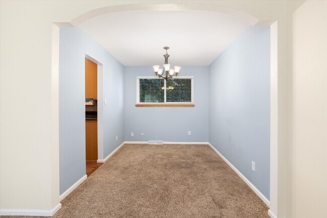 Building Photo - 13123 Spica Dr