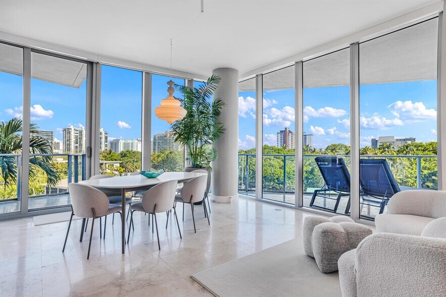 Building Photo - 701 N Fort Lauderdale Beach Blvd