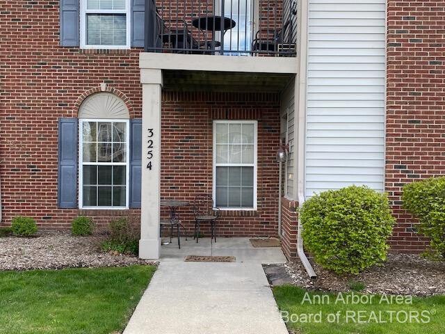 Primary Photo - 3254 Primrose Ln