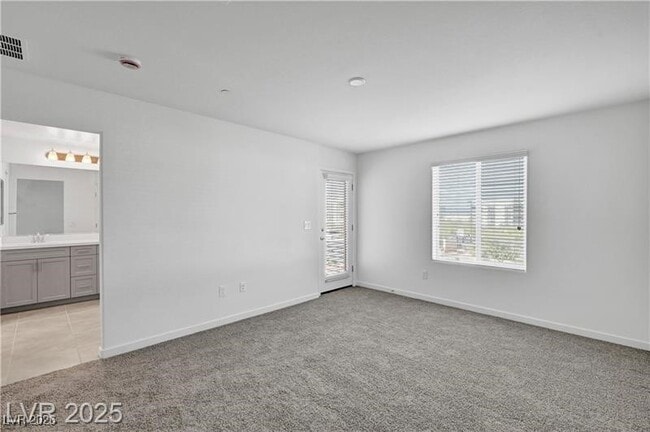 Building Photo - 1175 Heliodor Ave