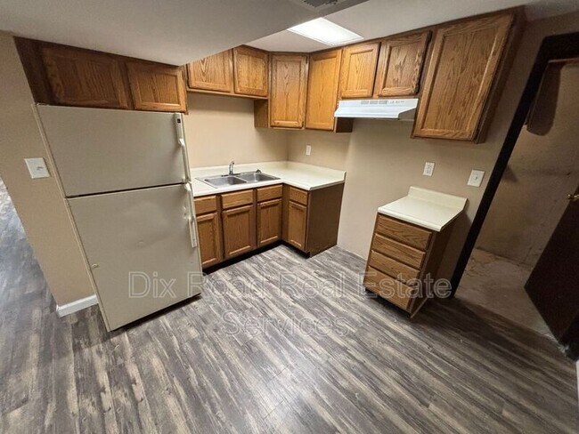 Building Photo - 1148 Blackwell Dr