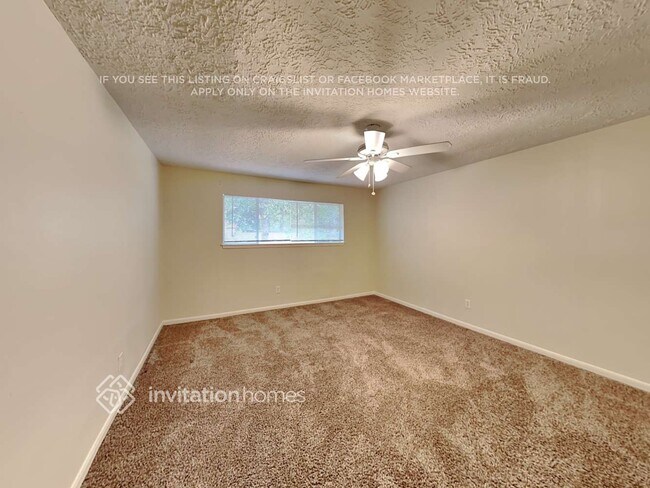 Building Photo - 16915 Bally Castle Dr