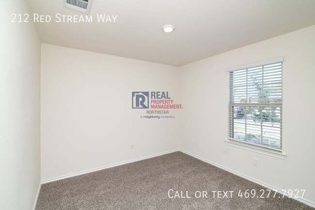 Building Photo - 212 Red Strm Wy