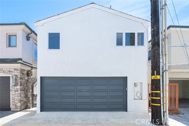 Building Photo - 117 35th St