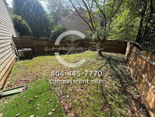 Building Photo - 2106 Clearvista Dr NW