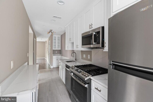 Building Photo - 2215 40th St NW