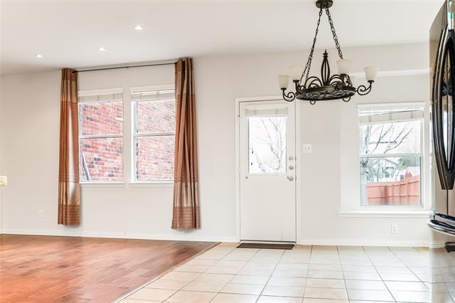 Building Photo - 11668 La Grange Dr