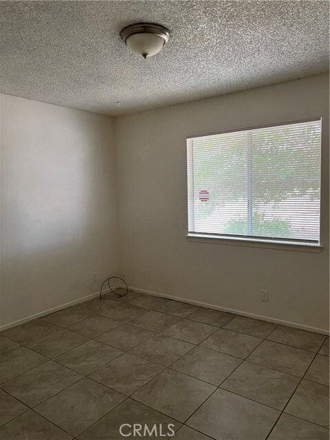 Building Photo - 14961 Cashew St