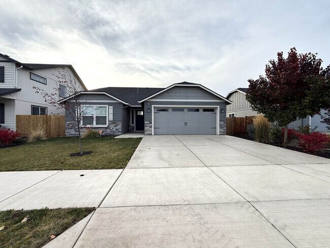 Building Photo - TAKE A LOOK A THIS GORGEOUS HOME NESTLED I...