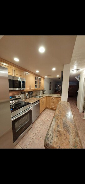 Building Photo - 87200 Overseas Hwy