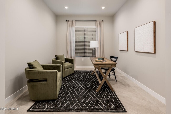 Building Photo - 6615 E Libby St